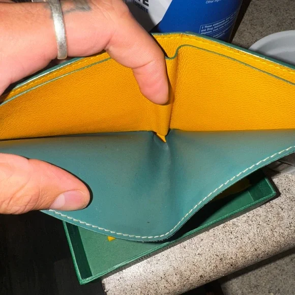 Goyard green victorie bi-fold - Picture 10 of 12